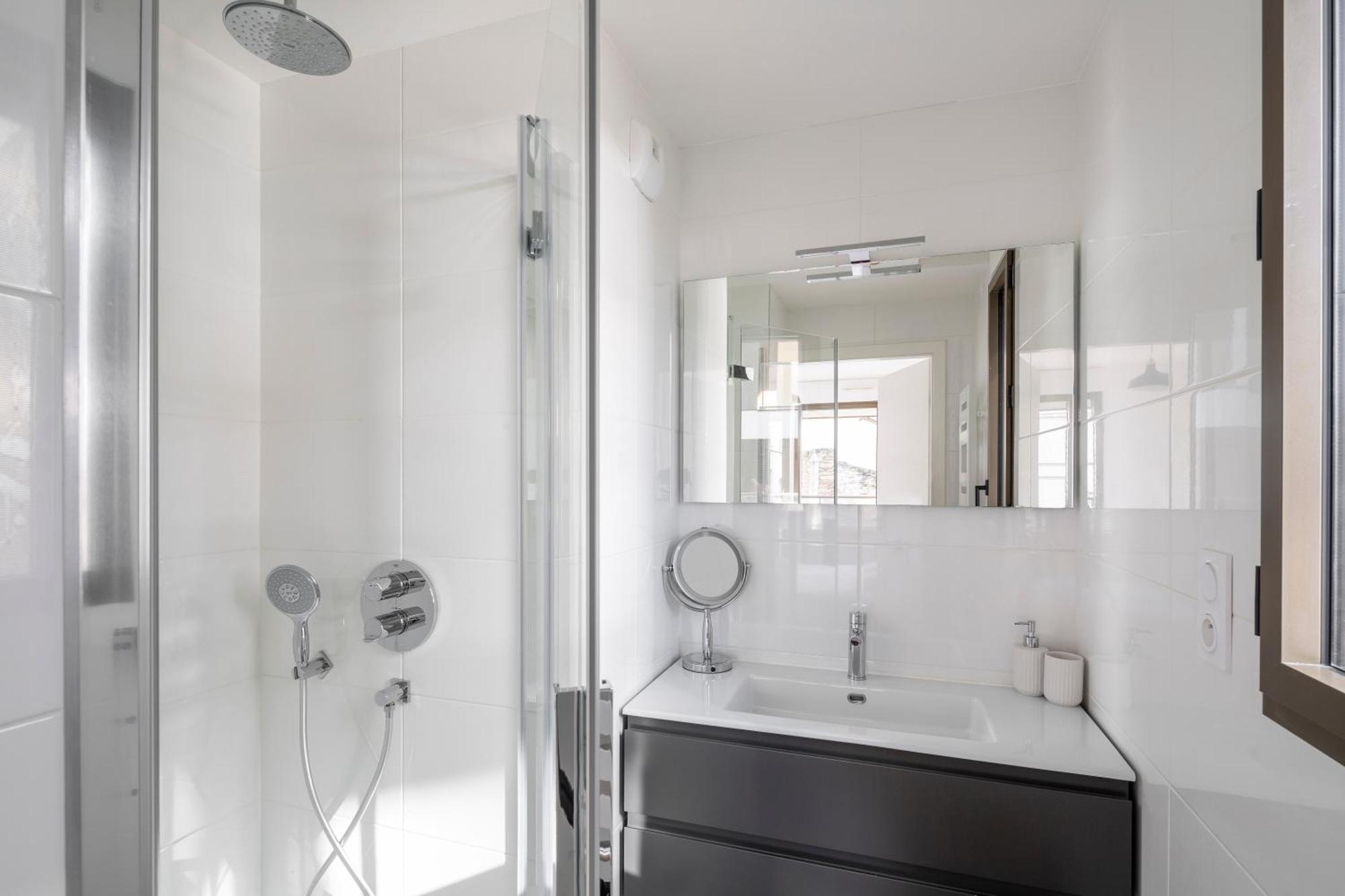 Appartement Mdor - Le Cipriani - Joli T3 Avec Grande Terrasse Dans Rennes